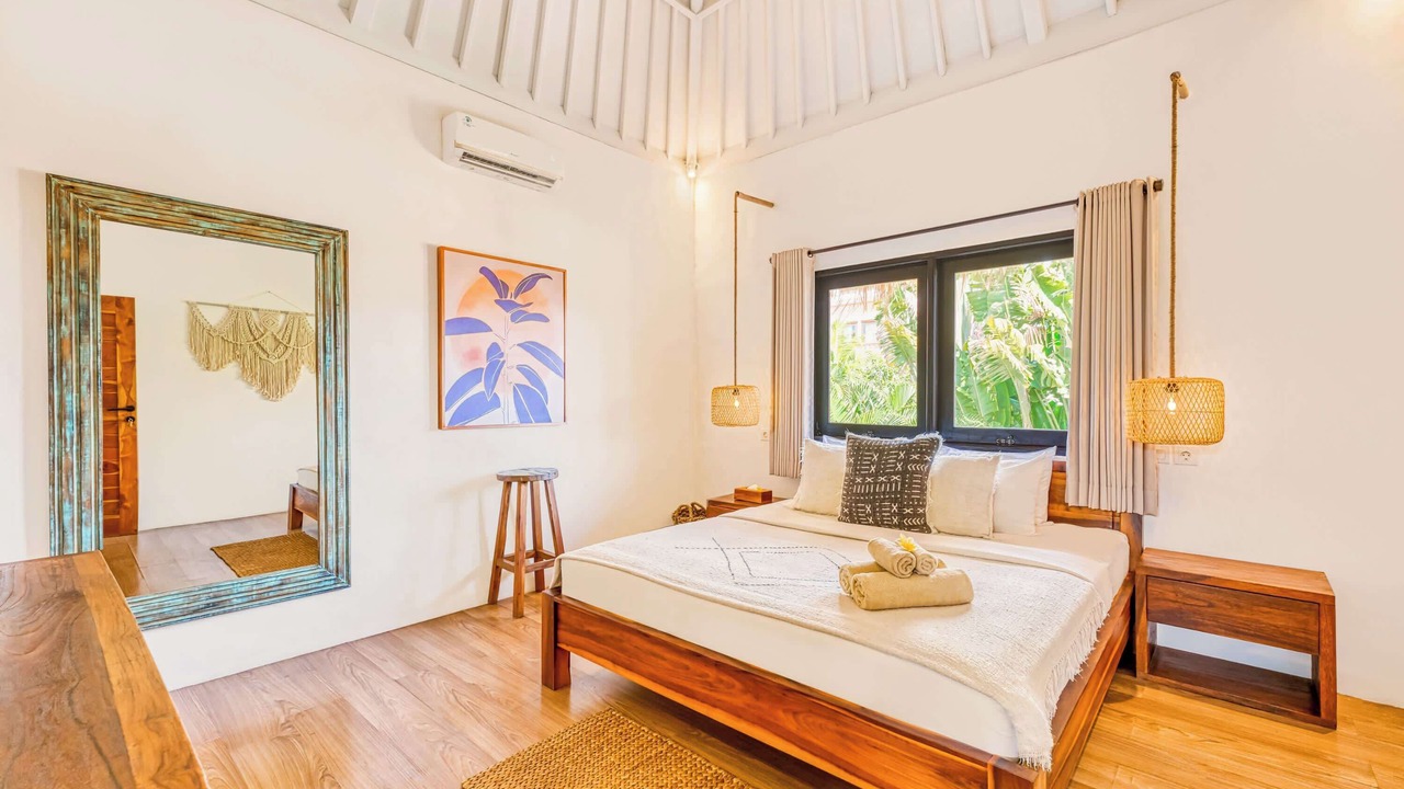 Photo of Bedroom in Petitenget