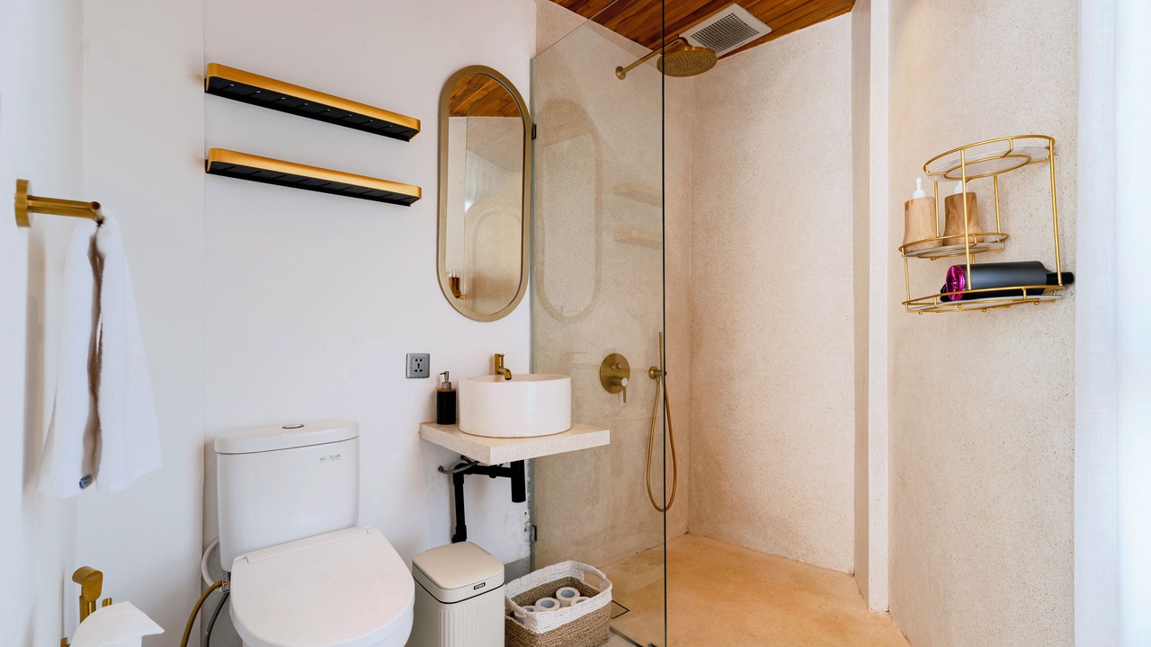 Photo of Bathroom in Pecatu
