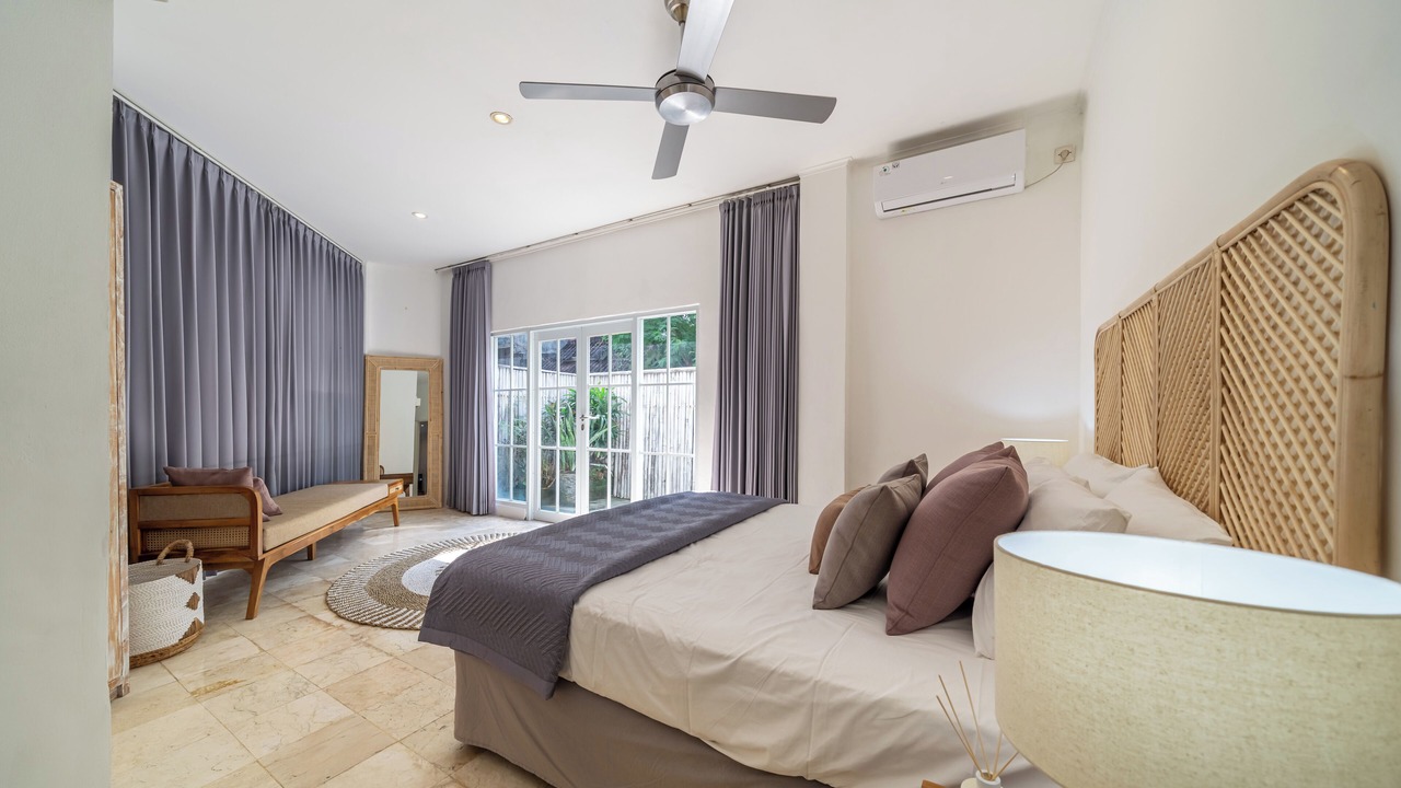 Photo of Bedroom in Petitenget