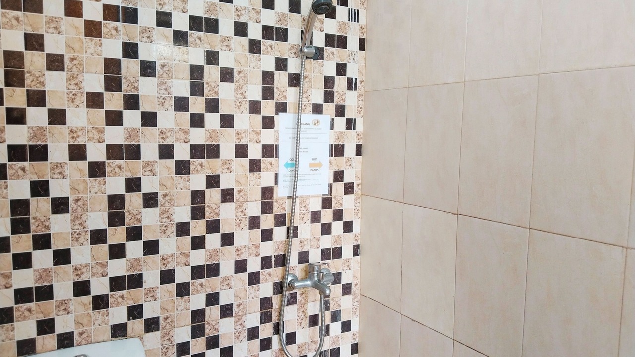 Photo of Bathroom in Cisarua