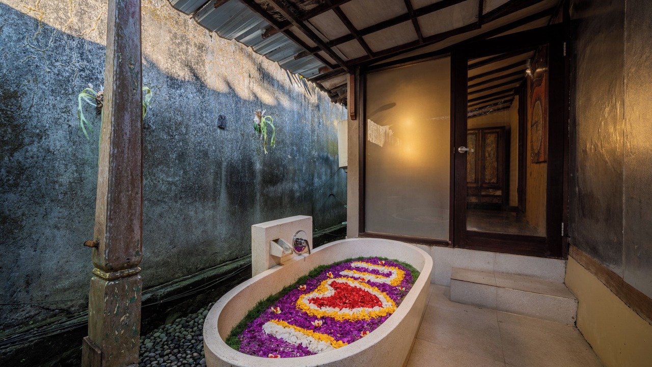 Photo of Bathroom in Lodtunduh