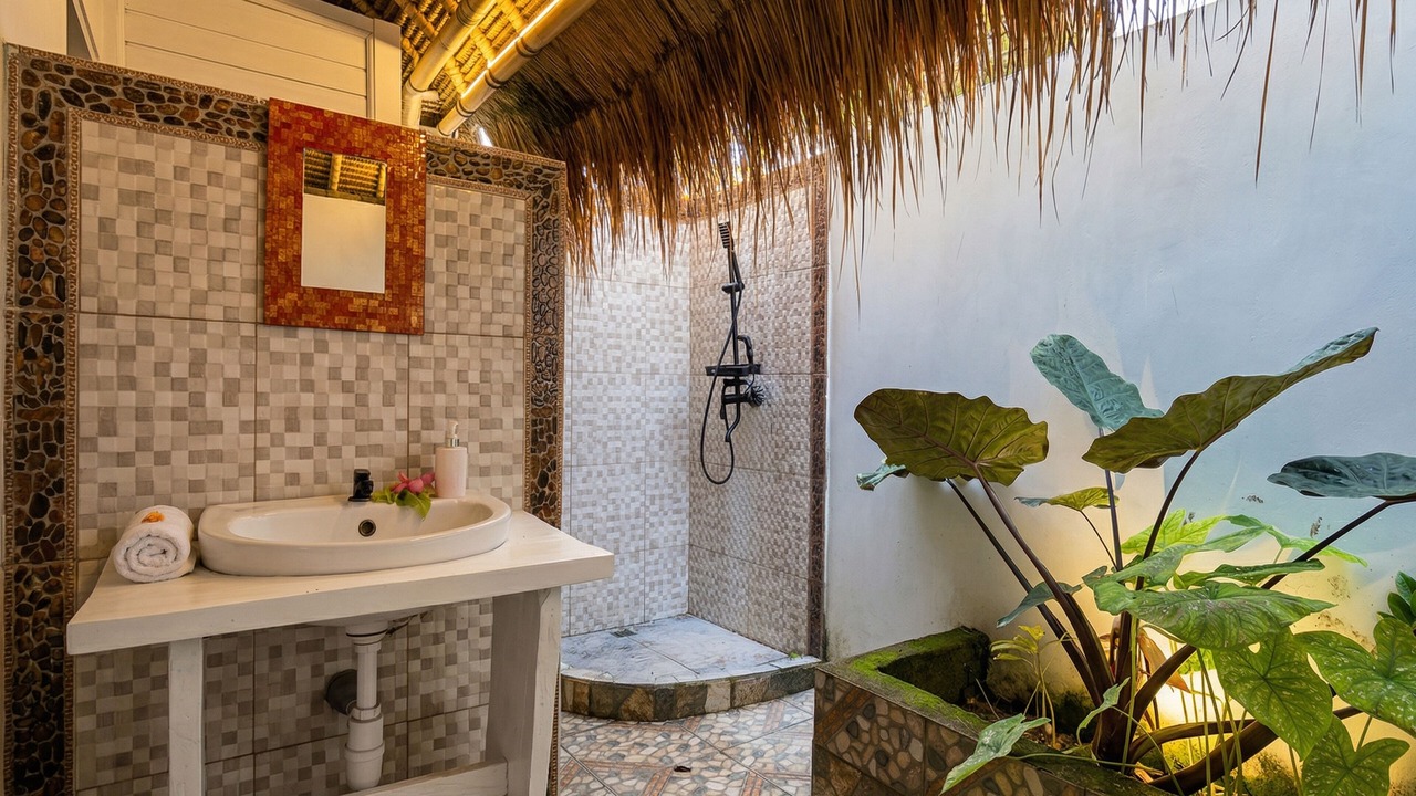 Photo of Bathroom in Ceningan Island