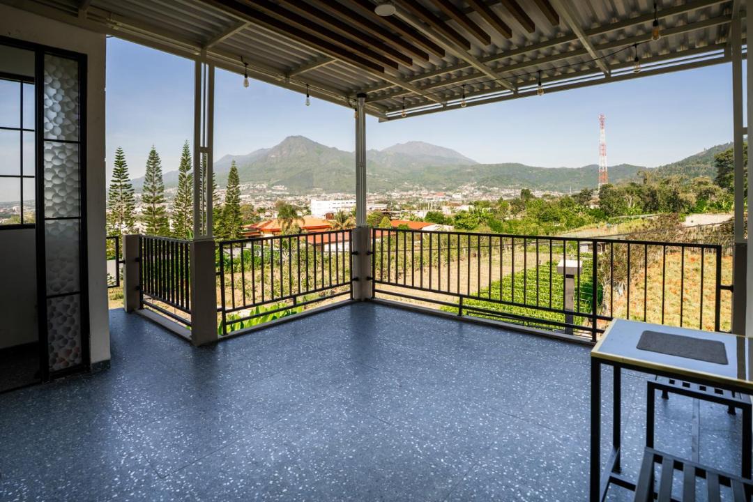 Photo of Patio Balcony in Sidomulyo