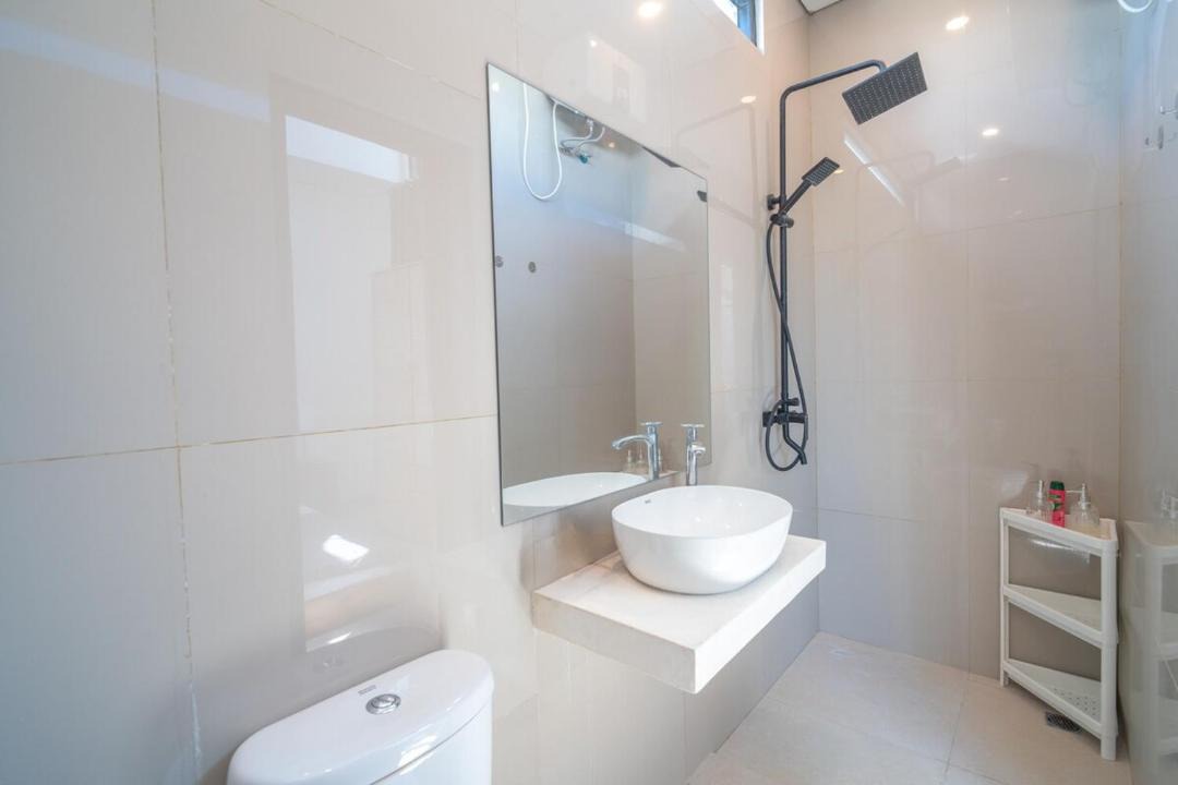 Photo of Bathroom in Padangsambian Klod