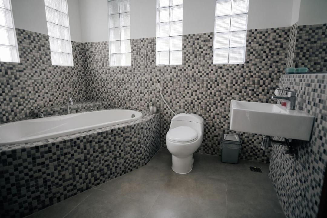 Photo of Bathroom in Bandengan