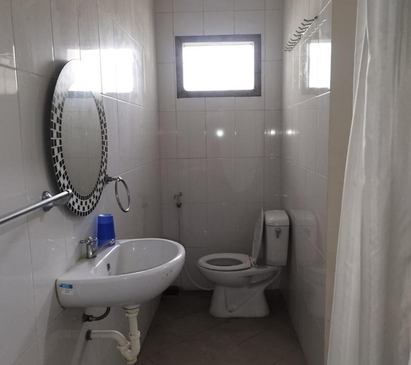 Photo of Bathroom in Dinoyo