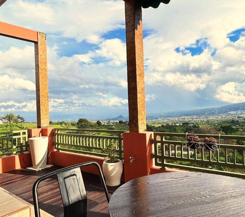Photo of Patio Balcony in Batu