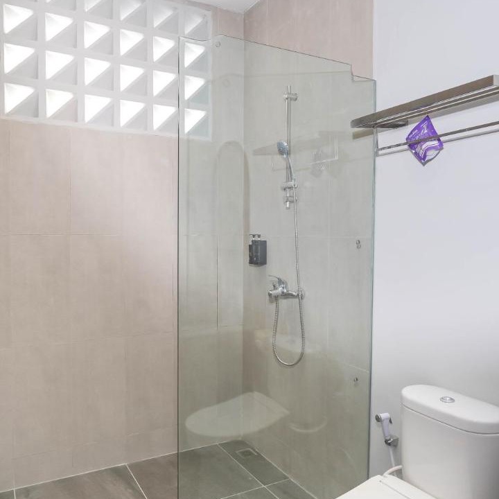 Photo of Bathroom in Pererenan