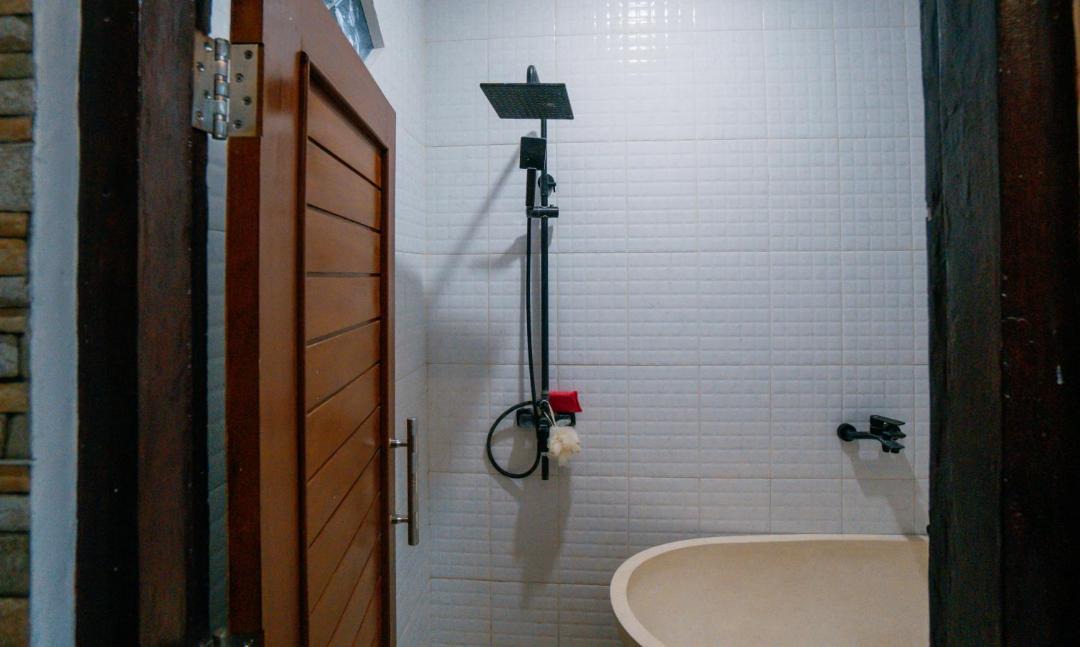 Photo of Bathroom in Singapadu Tengah