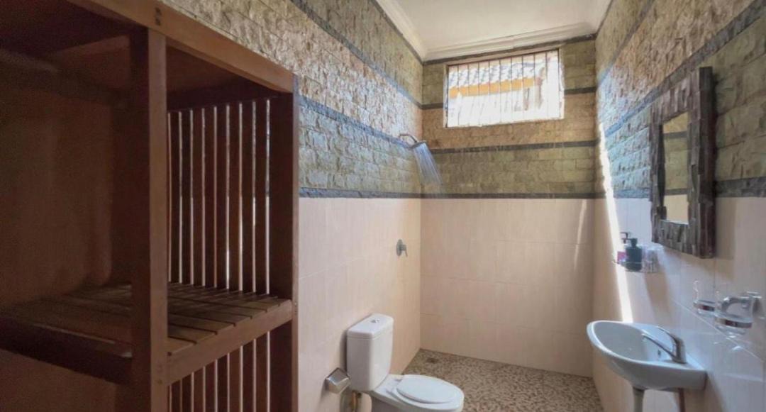 Photo of Bathroom in Singapadu Tengah