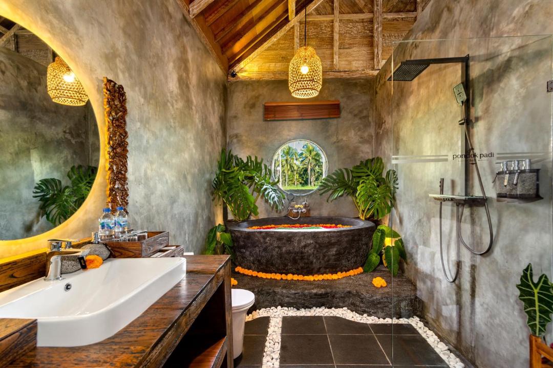 Photo of Bathroom in Taro