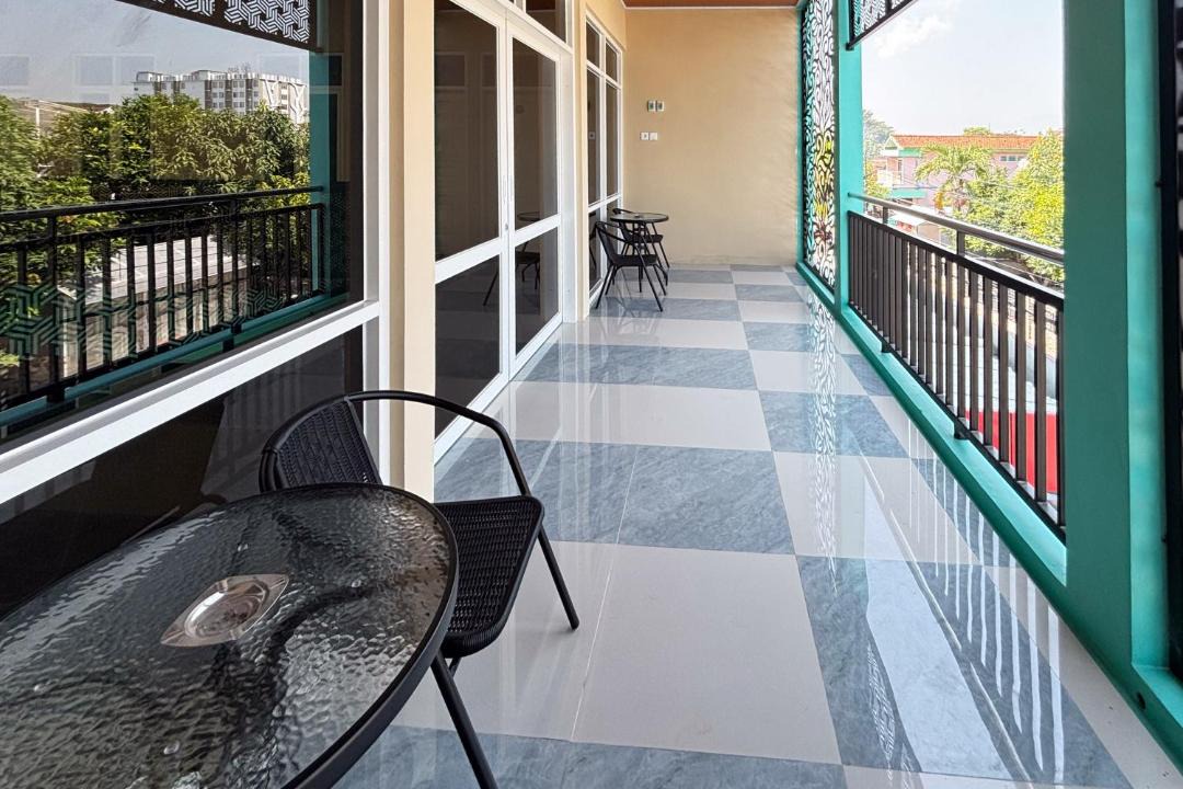 Photo of Patio Balcony in Madiun