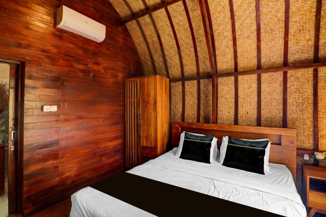 Photo of Bedroom in Banjar Semer