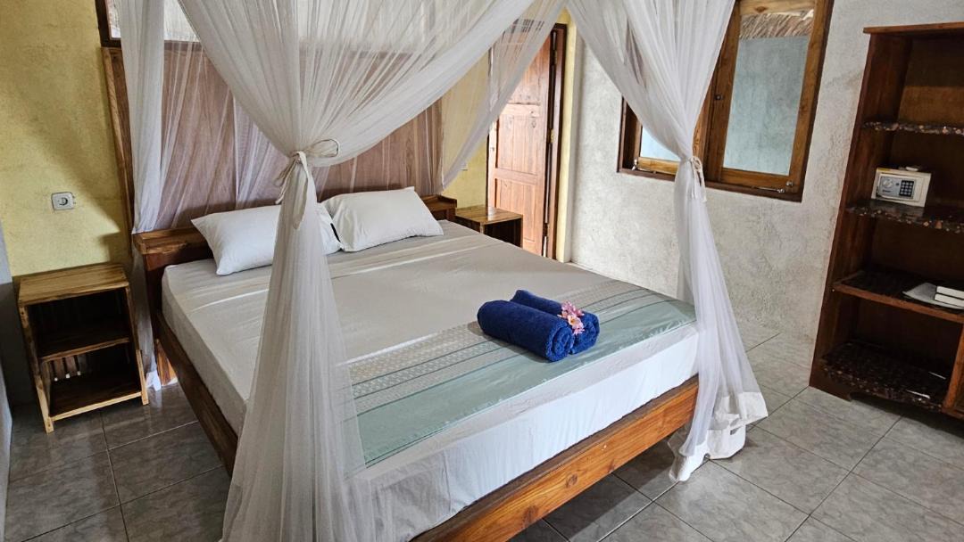 Photo of Bedroom in Rote Island