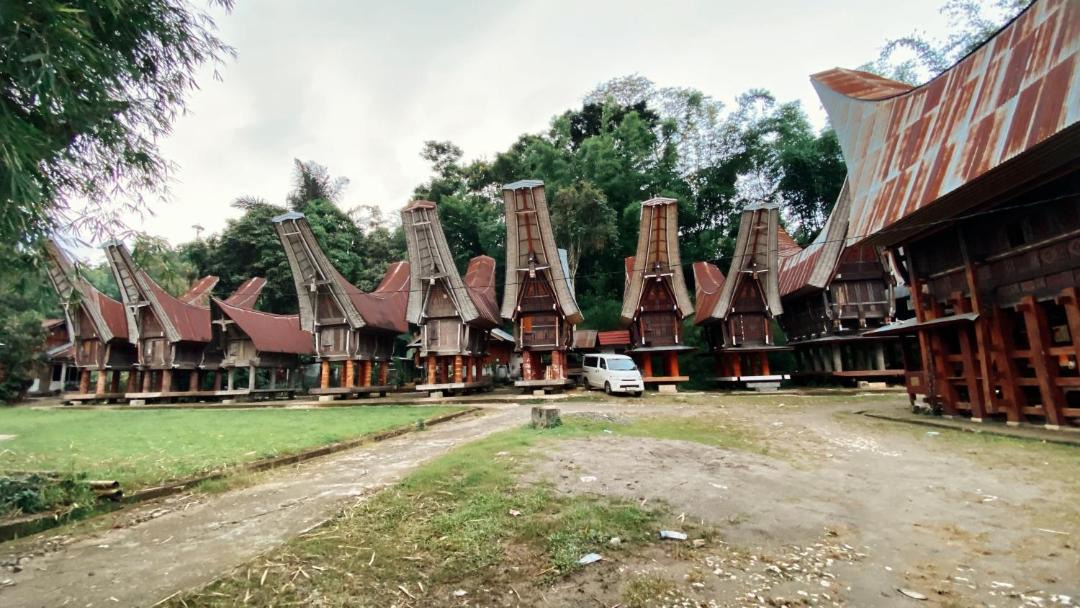 Photo of Buildings in Rantepao