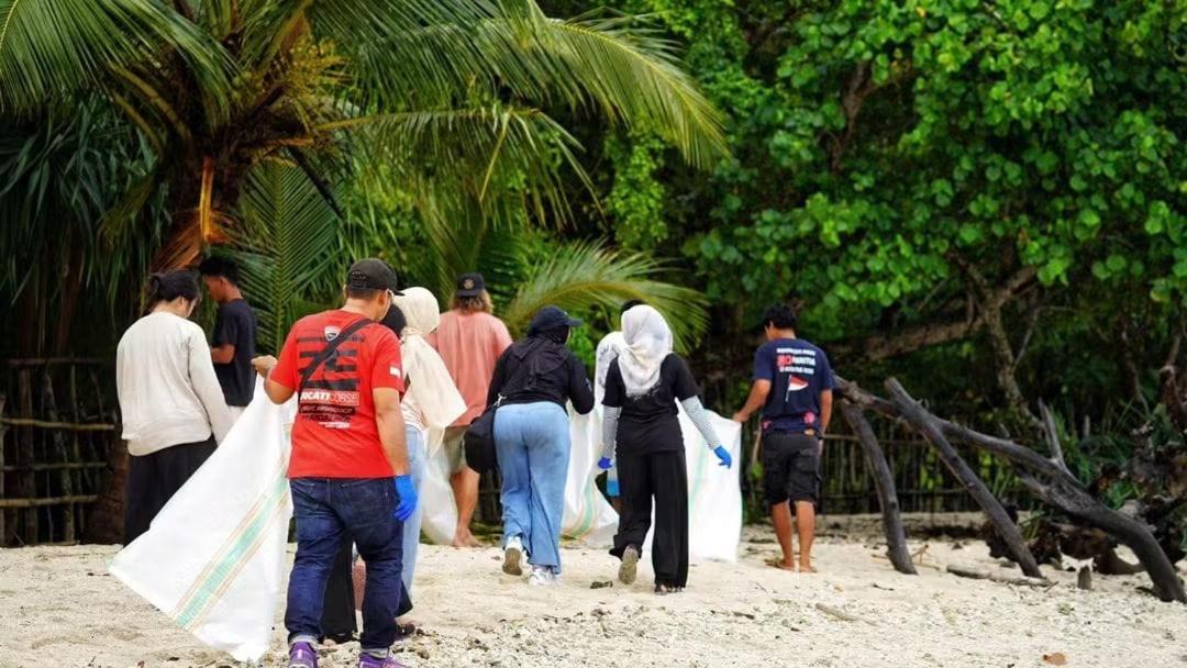 Photo of Others in Sumbawa Barat