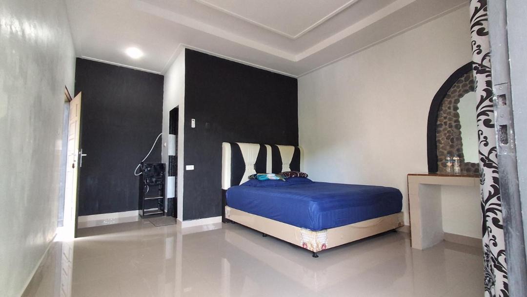 Photo of Bedroom in Bukit Lawang
