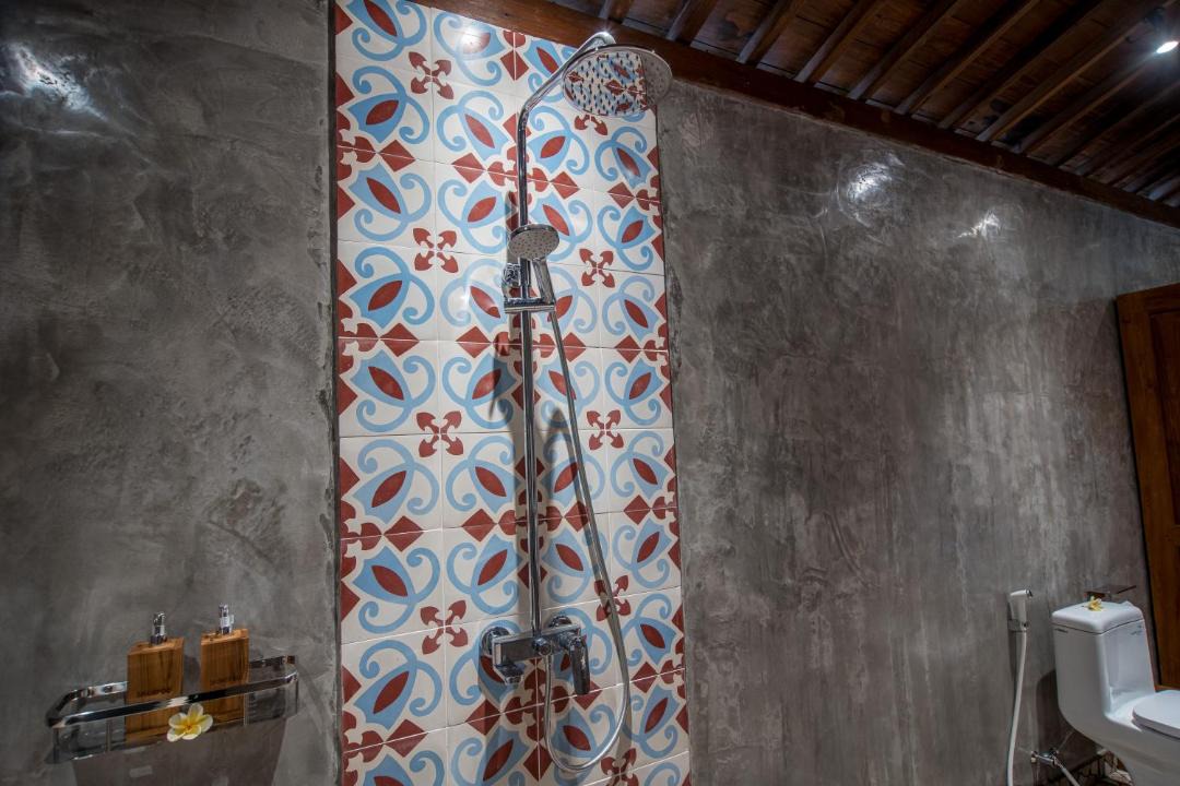 Photo of Bathroom in Kedewatan