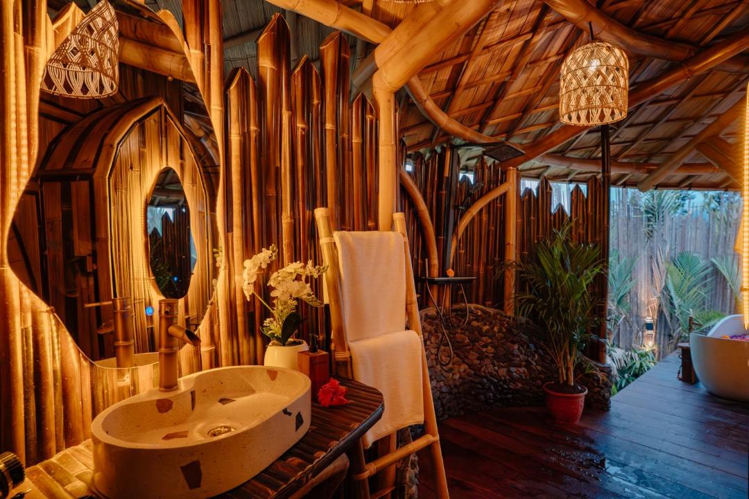 Photo of Bathroom in Selat