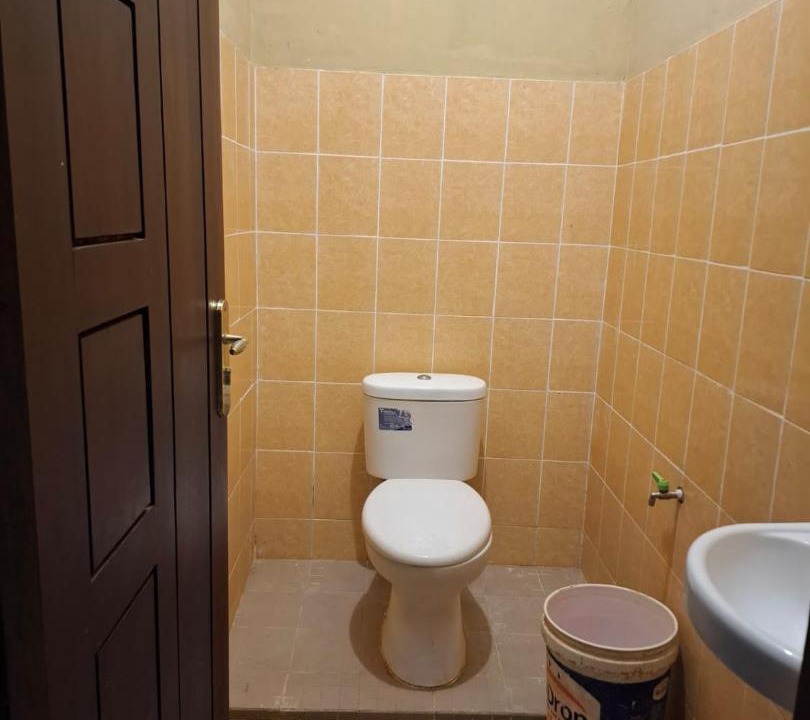 Photo of Bathroom in Waena