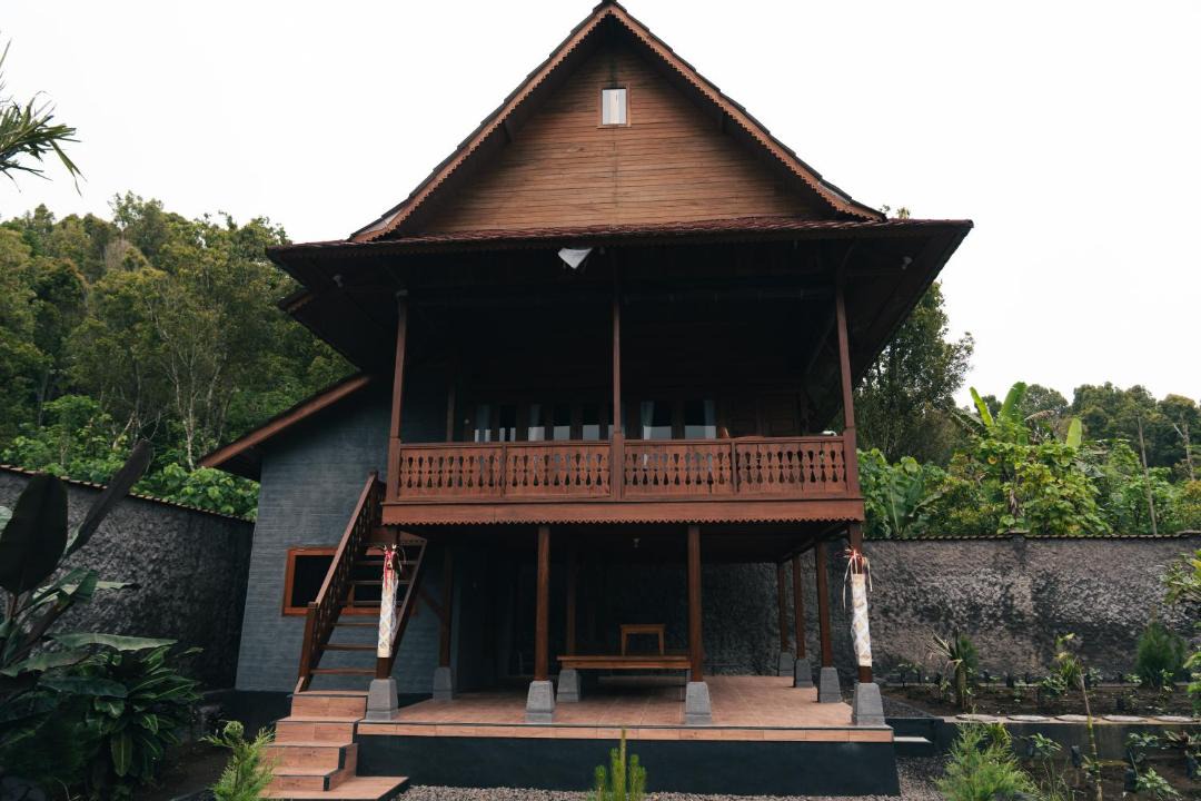 Photo of Others in Munduk