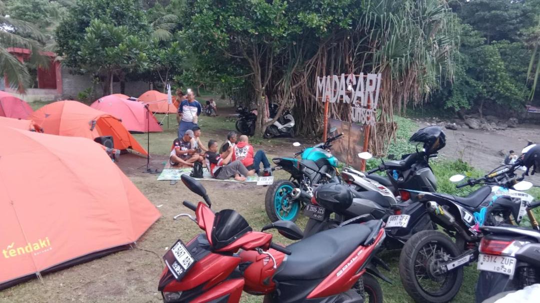Photo of Outdoor in Cimerak