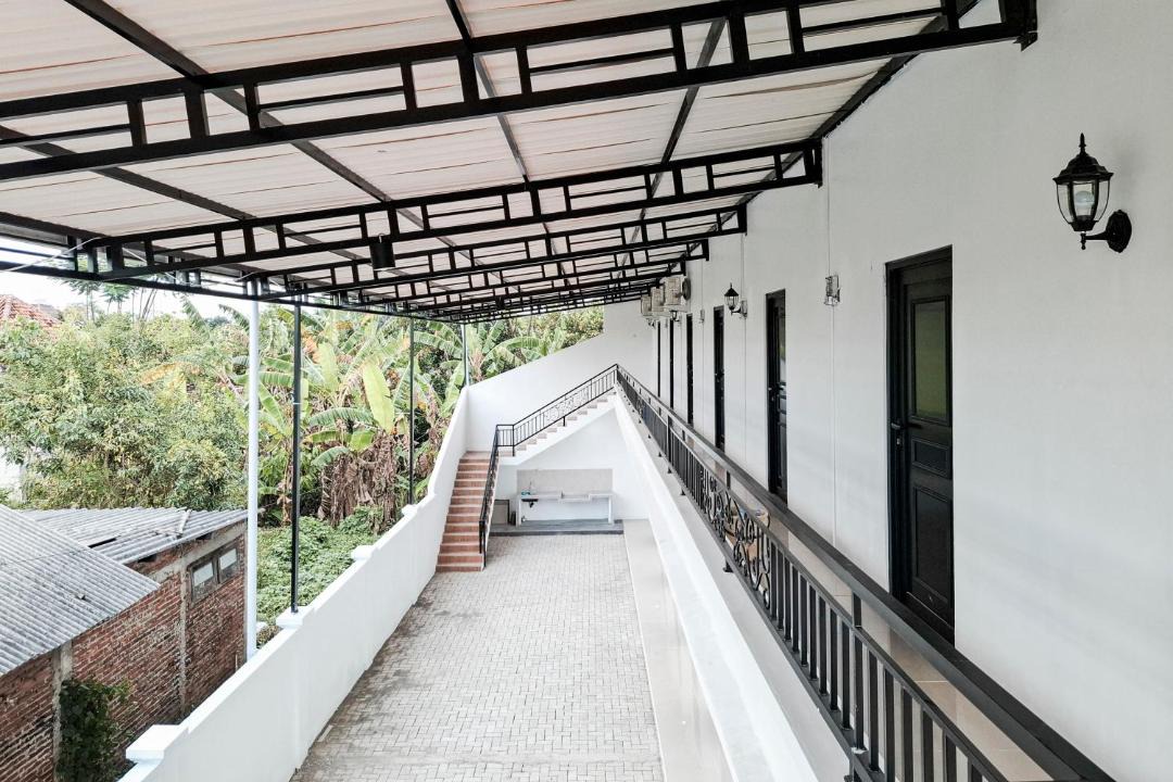 Photo of Patio Balcony in Sragen