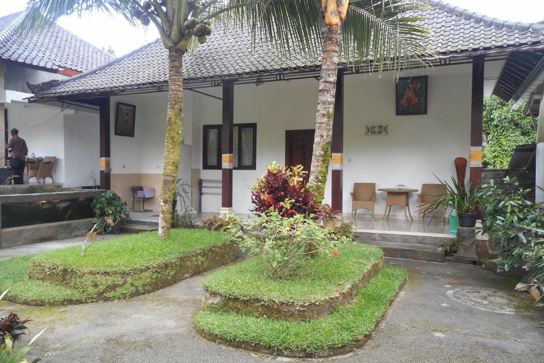 Photo of Others in Besakih