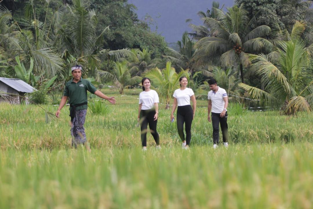 Photo of Others in Bebandem