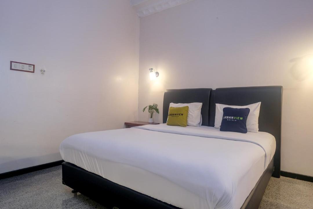 Photo of Bedroom in Wirobrajan