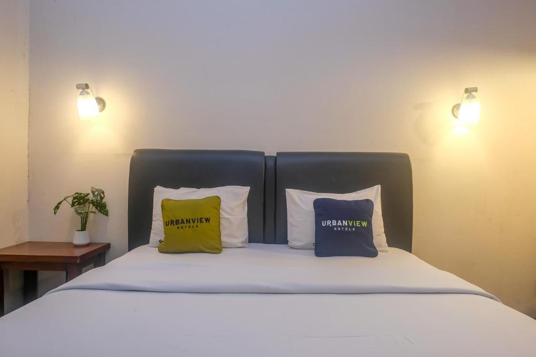 Photo of Bedroom in Wirobrajan