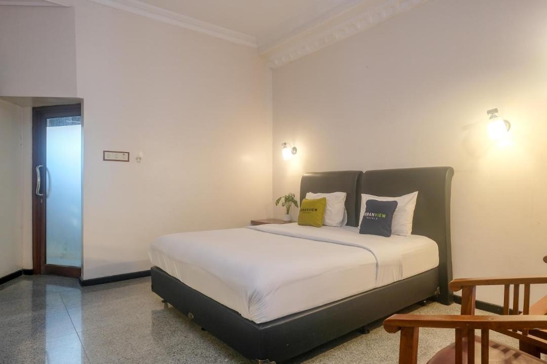 Photo of Bedroom in Wirobrajan