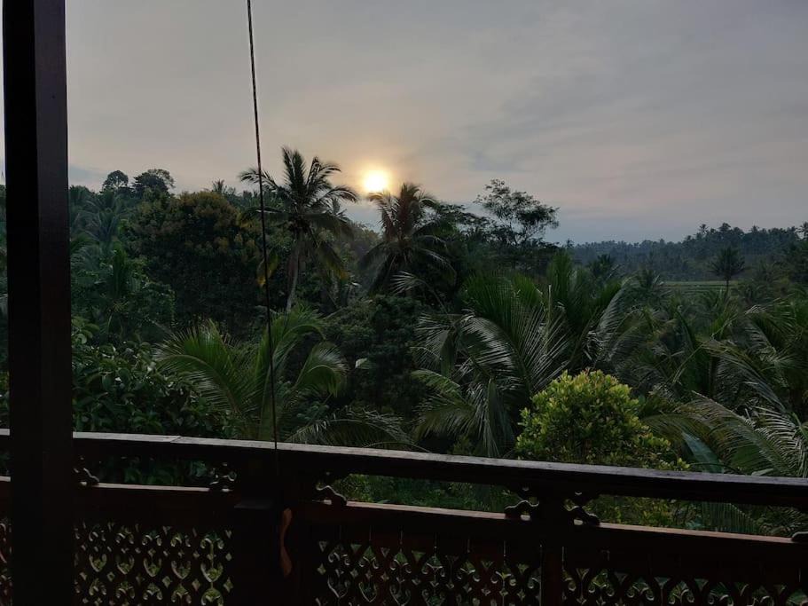 Photo of Others in East Selemadeg