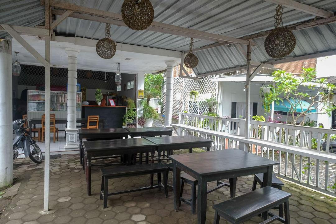 Photo of Others in Kretek