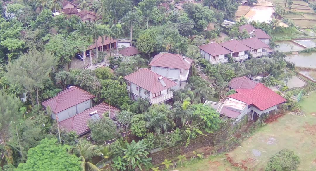 Photo of Others in Tahunan