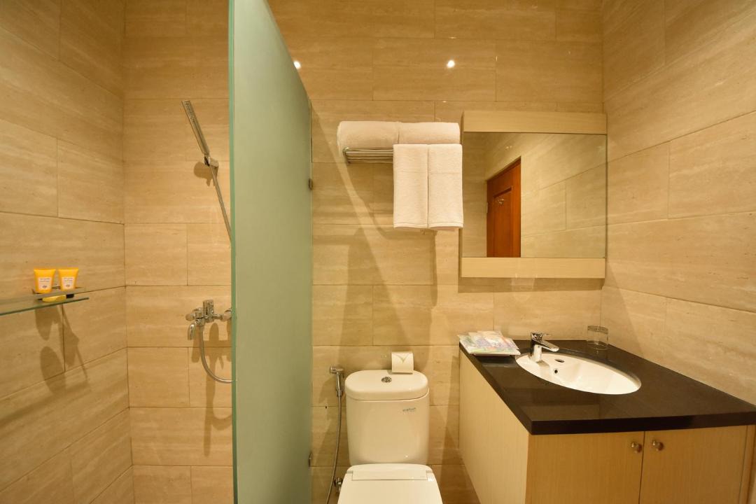 Photo of Bathroom in Saringan