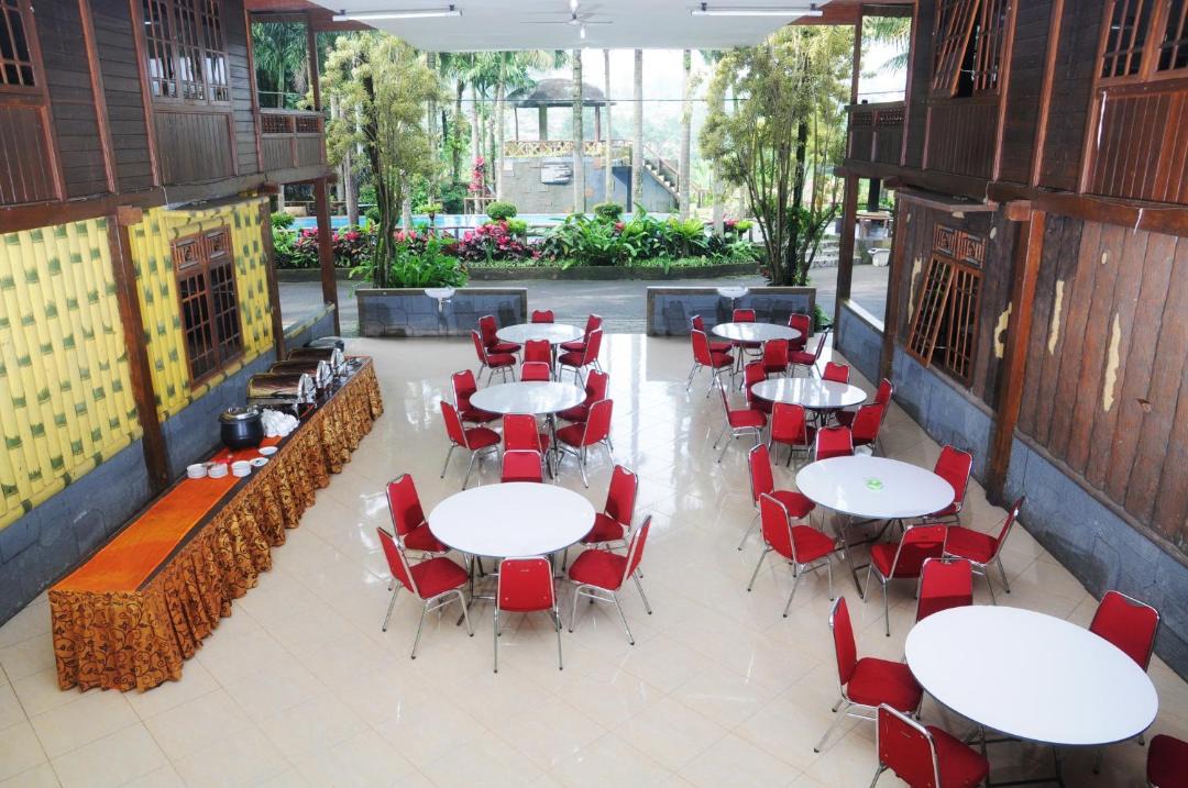 Photo of Patio Balcony in Cisarua