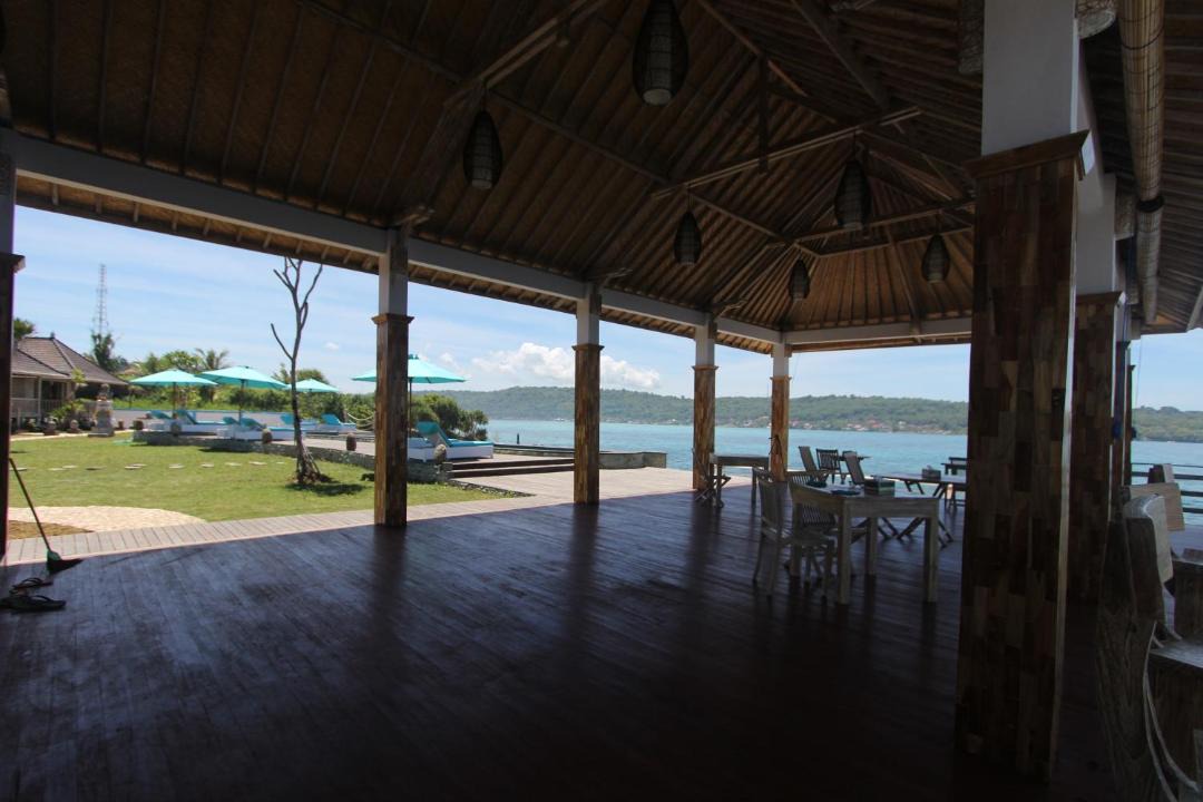 Photo of Others in Mushroom Bay