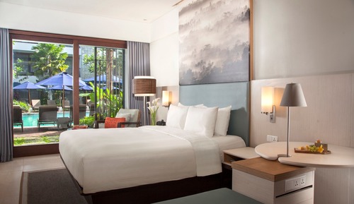 Suite, 1 Bedroom, Terrace, Poolside (View)