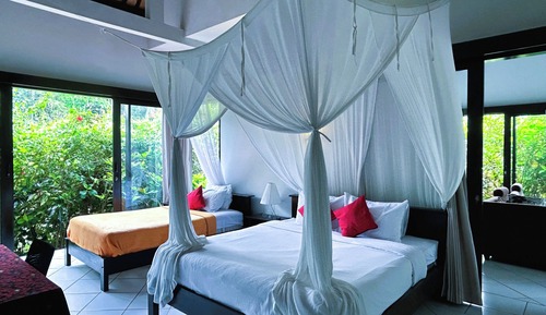 Comfort Villa, 4 Bedrooms, Private Pool, Garden View