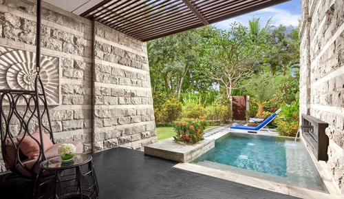 Luxury Room, 1 King Bed (Plunge Pool)