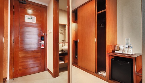 Grand Deluxe Queen Room
