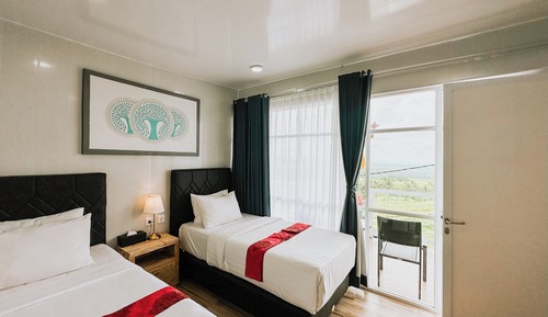 Superior Twin Room, Mountain View