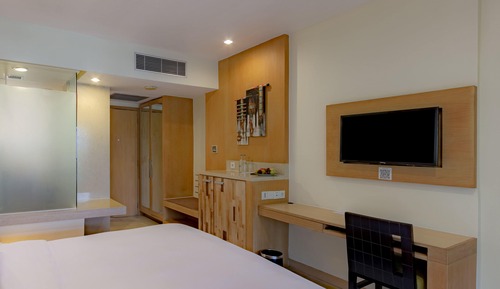 Standard Room, 1 King Bed
