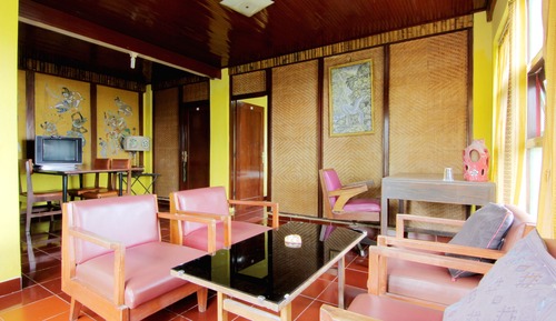 Standard Room, Shared Bathroom