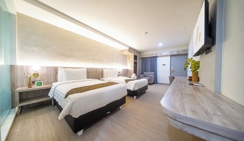 Deluxe Twin Room