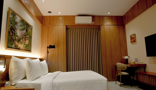 Standard Suite, Non Smoking
