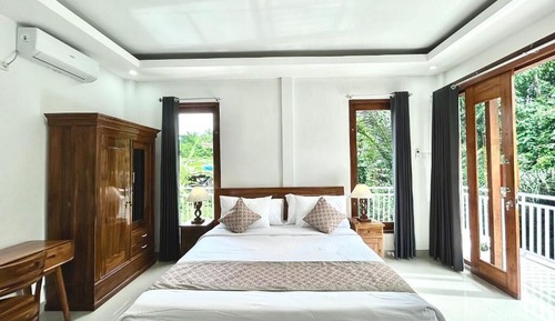 Deluxe Villa, River View