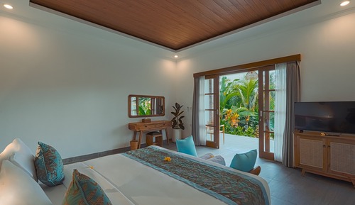 Deluxe Suite, Garden View