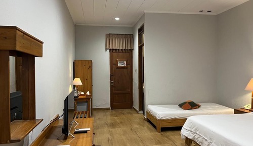 Grand Double Room, Garden View